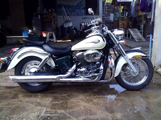 HONDA SHADOW 400 CLASSIC ทะเบียนพร้อมโอนขนส่ง HONDA SHADOW 400 CLASSIC ทะเบียนพร้อมโอนขนส่ง