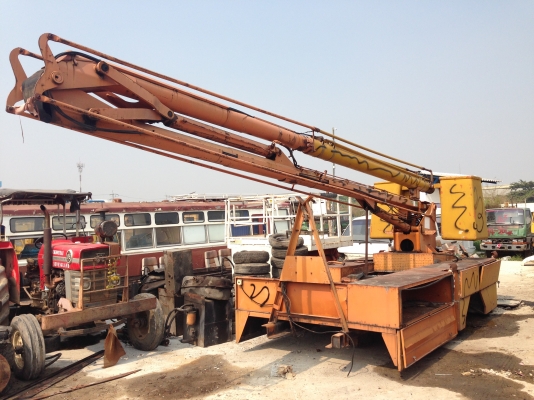 เครนไฮดรอลิคกระเช้าซ่อมไฟฟ้า พร้อมขาช้าง2ชุด สนใจติดต่อ 094-7969069