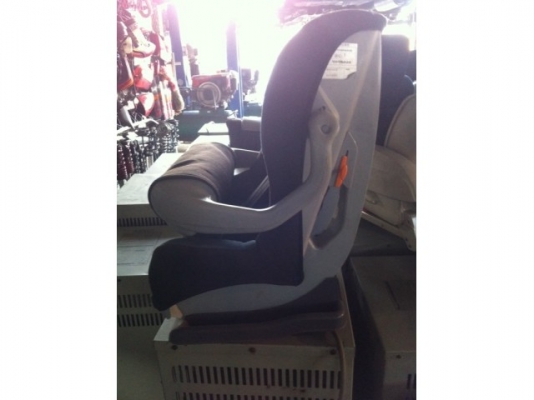 เบาะเด็ก VRS import auto part