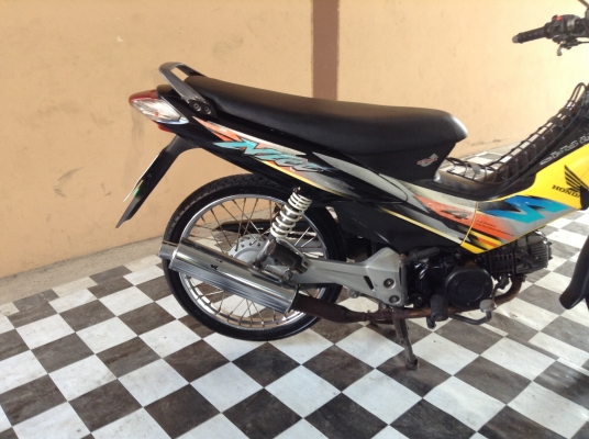 ขาย!!!ฮอนด้าไน้ ปี46 รถเครื่องดีคับ มีเล่มทะเบียนครบ