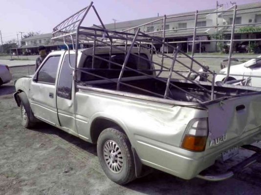 ขายซากดราก้อนอาย 2500 รถปี2000 ขายซากดราก้อนอาย 2500 รถปี2000