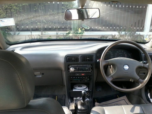 ขายรถเก๋ง Nissan Sentra ปี 91 สีดำ เครื่อง 1600 คาบู สภาพดี สตาร์ทครั้งเดียวติด ราคาถูกมาก ตกแต่ง ติดฟิล์ม เครื่องเสียงครบ ขับได้เลยไม่ต้องซ่อม ขาย 35,000 บาท 092-9162511 โย