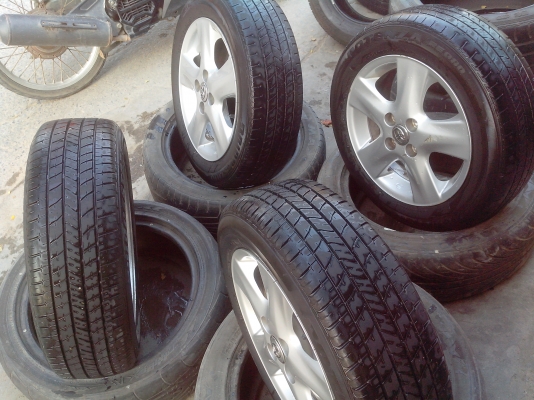 ขายแม็กพร้อมยาง วีออสขอบ15 ขายถูกๆ