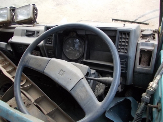 ขายด่วน หัว NKR สภาพสวย สมบูรณ์ พร้อมสายเกียร์