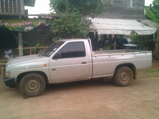 ขายรถกะบะ NISSAN BIG M ฝาแดงจอโค้ง ขายรถกะบะ NISSAN BIG M ฝาแดงจอโค้ง