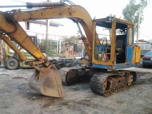 KOMATSU 10HT -2  สภาพพร้อมใช้งาน  ราคาถูก