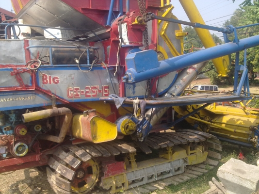 ขายรถเกี่ยวข้าวราคาถูกๆๆๆๆๆๆๆ