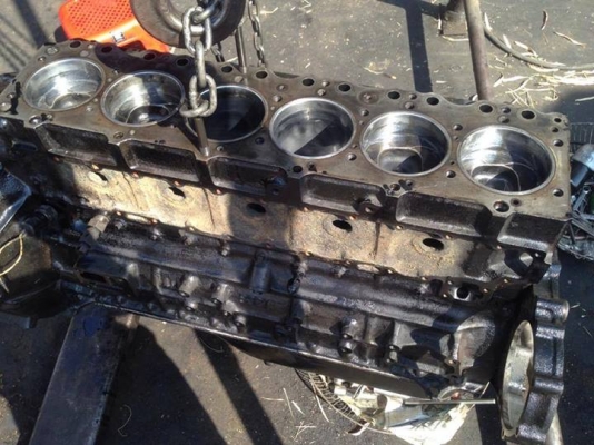 ขายเครื่อง Isuzu 6BD1 ฟิตใหม่ ปั๊มลม 70,000 ขายเครื่อง Isuzu 6BD1 ฟิตใหม่ ปั๊มลม 70,000