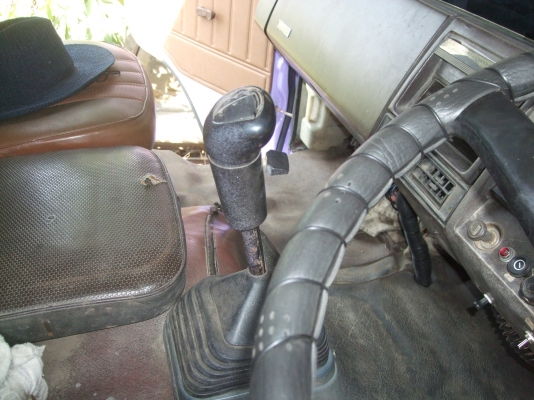 ขายsumo227 เครื่องเดิม เกียร์อีตั่นดั่มสามมิตรกระบะเหล็ก