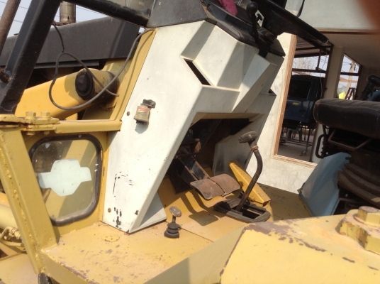 รถตักหน้าขุดหลัง JCB CAT 428B พวงมาลัยเพาเวอร์ ขนาด 1 เพลา สภาพพร้อมใช้งาน 420,000 รถตักหน้าขุดหลัง JCB CAT 428B พวงมาลัยเพาเวอร์ ขนาด 1 เพลา สภาพพร้อมใช้งาน 420,000