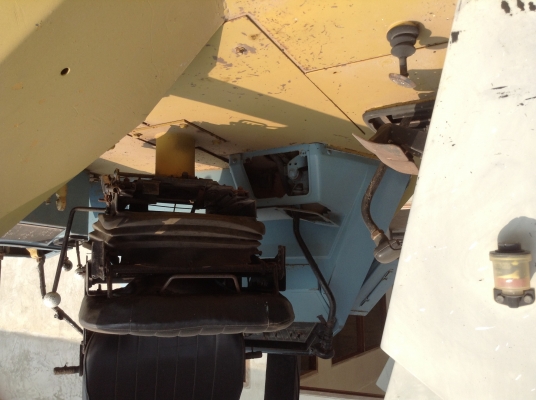 รถตักหน้าขุดหลัง JCB CAT 428B พวงมาลัยเพาเวอร์ ขนาด 1 เพลา สภาพพร้อมใช้งาน 420,000