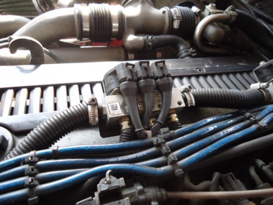 ขายรถMercedes Benz 230E(W124)ปี2533 สีแดงเพลิง สภาพดีมากช่วงล่างแน่นๆ วางเครื่องแรง วางเครื่องToyota 1J Twin turbo 2,500cc 6สูบ ติดแก๊สระบบหัวฉีดของ Italy ใหม่ๆและปลอดภัย ขายพร้อมเอกสารเล่มทะเบียนโอน ราคาถูกๆ เพียง 170,000.- บาทครับ สนใจติดต่อ Gun Bangkok