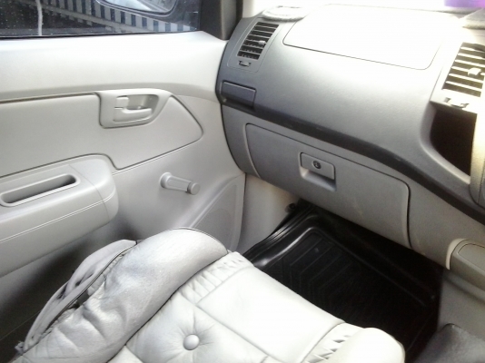 ขายด่วน รถยนต์ กระบะบรรทุกเสริมคอก ยี่ห้อ TOYOTA รุ่นHILUX VIGO / 102 แรงม้า