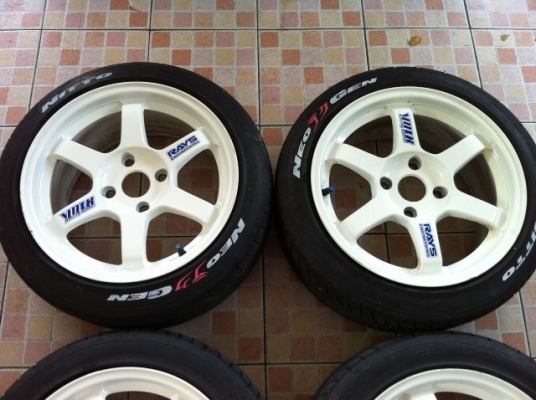 ขายล้อ TE37 แท้ สีขาว ขอบ 16" 4/114.3 F 7 / R 8 (มียาง)