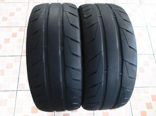 ขายยาง NITTO NT05 225-40-18 ปี2611 (1คู่)