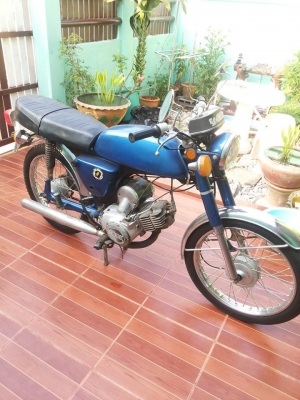 +++ขายa 100 สภาพเดิมๆสวยๆเครื่องเงียบๆชุดโอนครบพรบขาด3ปี เปิด13999บาท+++