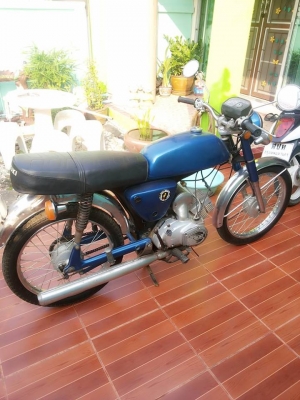 +++ขายa 100 สภาพเดิมๆสวยๆเครื่องเงียบๆชุดโอนครบพรบขาด3ปี เปิด13999บาท+++