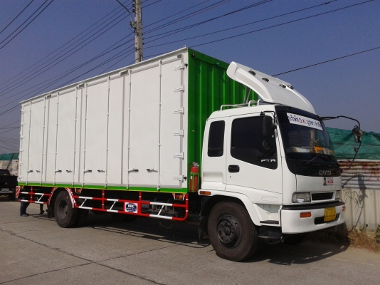 ISUZU DECA EURO2  200 Hp  7.2 ม. ตู้ 10 บานไม่มีเสากลาง