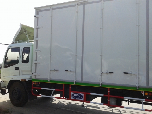 ISUZU DECA EURO2  200 Hp  7.5 ม. ตู้ 10 บานไม่มีเสากลาง