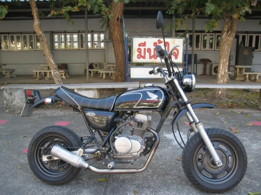 ขายรถ Honda APE50 ตามสภาพพร้อมใช้งาน มีคลิปเครื่องยนต์