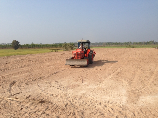 Kubota L32 / 32แรง 4WD เครื่องดี มีภาพวีดีโอ สภาพดีราคา 165000 บาท รถพร้อมใช้งาน มีผานดันหน้า ผานหลั
