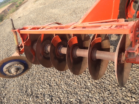 Kubota L32 / 32แรง 4WD เครื่องดี มีภาพวีดีโอ สภาพดีราคา 165000 บาท รถพร้อมใช้งาน มีผานดันหน้า ผานหลั