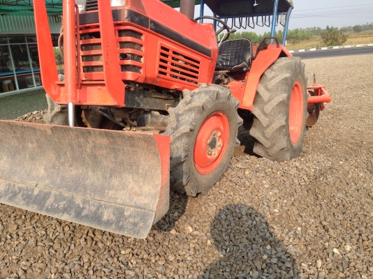Kubota L32 / 32แรง 4WD เครื่องดี มีภาพวีดีโอ สภาพดีราคา 165000 บาท รถพร้อมใช้งาน มีผานดันหน้า ผานหลั Kubota L32 / 32แรง 4WD เครื่องดี มีภาพวีดีโอ สภาพดีราคา 165000 บาท รถพร้อมใช้งาน มีผานดันหน้า ผานหลั