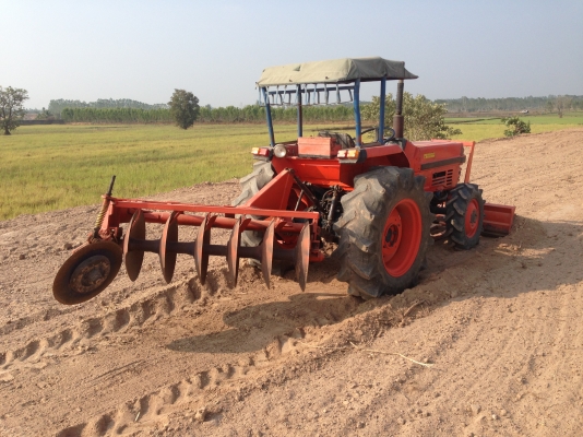 Kubota L32 / 32แรง 4WD เครื่องดี มีภาพวีดีโอ สภาพดีราคา 165000 บาท รถพร้อมใช้งาน มีผานดันหน้า ผานหลั