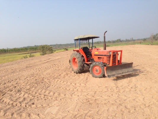 Kubota L32 / 32แรง 4WD เครื่องดี มีภาพวีดีโอ สภาพดีราคา 165000 บาท รถพร้อมใช้งาน มีผานดันหน้า ผานหลั Kubota L32 / 32แรง 4WD เครื่องดี มีภาพวีดีโอ สภาพดีราคา 165000 บาท รถพร้อมใช้งาน มีผานดันหน้า ผานหลั