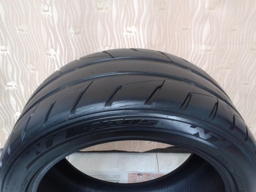 ยางซิ่ง,255/40R17 NITTO-NT05,SOFT หนึ่งคู่