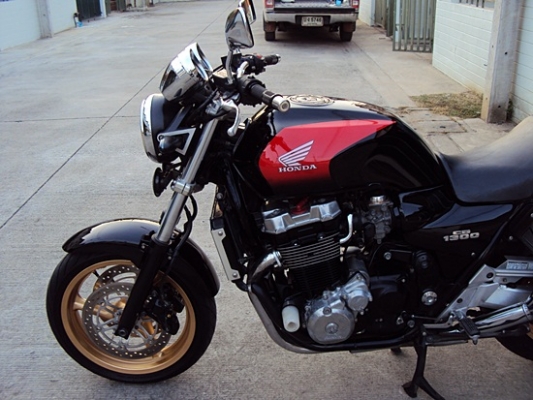 ขาย ...Honda CB1300... อินวอย+สรรพสามิต !!!!! ขาย ...Honda CB1300... อินวอย+สรรพสามิต !!!!!