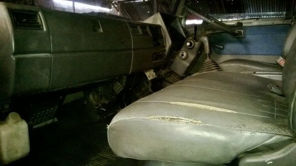 ด่วนHINO FC 120 แรงปี2537 เดิมมากกมือเดียวตลอด เครื่องดี คัสซีสวยสุดๆ ยางเลเดียลใหม่ๆยาว5.5 เมตร