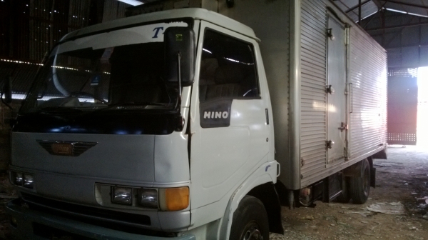 ด่วนHINO FC 120 แรงปี2537 เดิมมากกมือเดียวตลอด เครื่องดี คัสซีสวยสุดๆ ยางเลเดียลใหม่ๆยาว5.5 เมตร