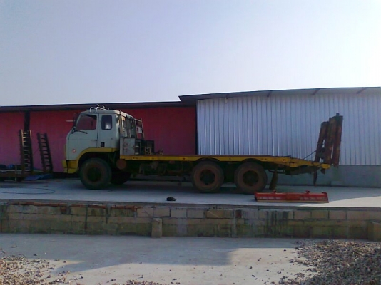 สิบล้อเทลเลอร์ NISSAN UD CD10K รถปี 48 มีทะเบียนครบ ใส่รถเกี่ยวข้าวได้ ชอบราคาเท่าไรต่อรองได้ครับ