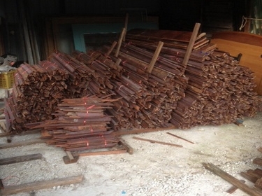 ไม้ตีฝ่าไม้แดง