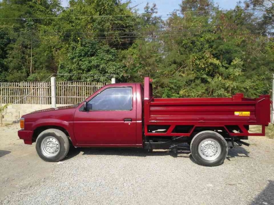 ขายปิ๊กอัฟดั้มพ์ นิสสัน Big M กระบะเปิดได้ 3ด้าน ดั้มพ์ใหม่