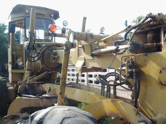 ขายรถเกรด Komatsu GD600R(เจ้าของขายเอง ต่อรองราคาได้) ขายรถเกรด Komatsu GD600R(เจ้าของขายเอง ต่อรองราคาได้)