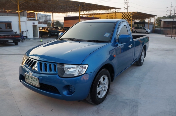 MITSUBISHI TRITON ปี2006 ขายรถสวย ตอนเดียว พวงมาลัยพาวเวอร์ แอร์เย็น เบาะหนัง เครื่อง+ช่วงล่างดี สีสวยงาม การันตรีรถสวย พร้อมใช้งาน ฟรีดาวน์ จัดไฟแนท์ได้เต็ม ติดแบ็คลิสออกรถได้
