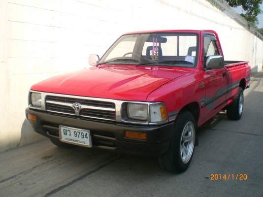 toyota mighty-X YN85 หัวเดียว ติดแก๊สLPG สภาพสวยมาก