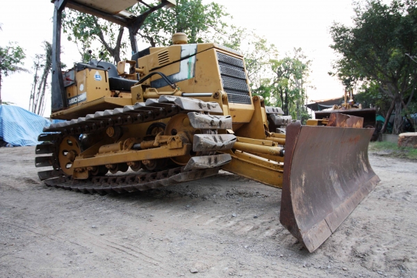 ขายรถแทรคเตอร์ MITSUBISHI BD2G ติดต่อ 086-775-7900