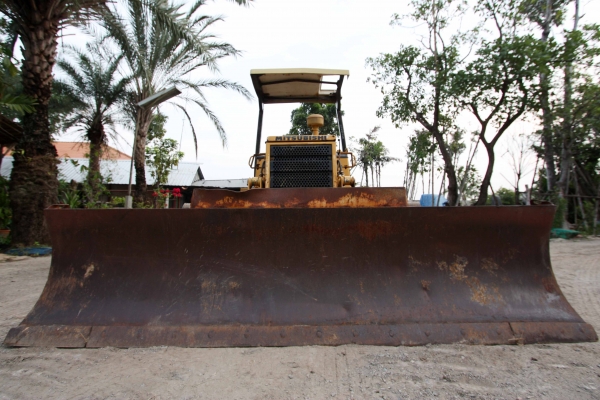 ขายรถแทรคเตอร์ MITSUBISHI BD2G ติดต่อ 086-775-7900