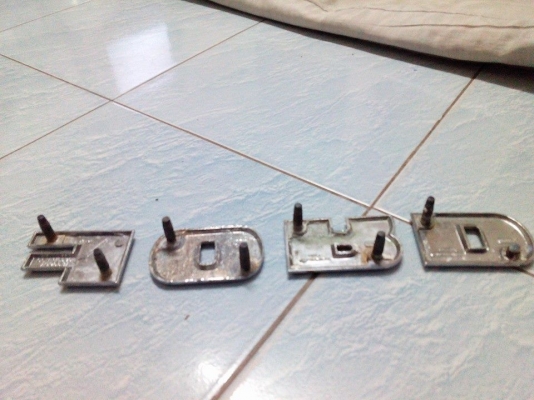 ขออนุญาติขาย โลโก ford แท้ติดรถ ขออนุญาติขาย โลโก ford แท้ติดรถ