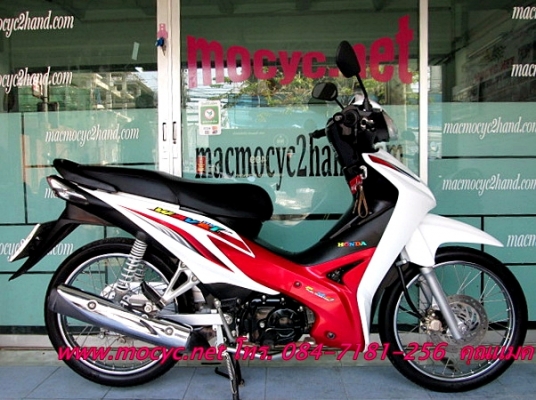 WAVE 110 i  สีขาวแดง ปี 56 รถมีเกียยอดนิยม 28900 บาท แถมฟรี ค่าโอน เสื้อ และหมวกกันน็อก