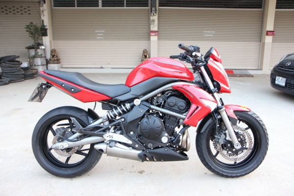 ขาย ER6N 650 ปี2009 ทะเบียนพร้อมโอน มือเดียว