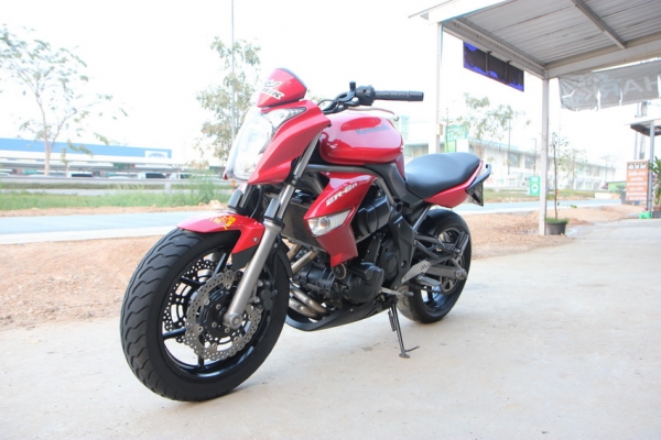 ขาย ER6N 650 ปี2009 ทะเบียนพร้อมโอน มือเดียว