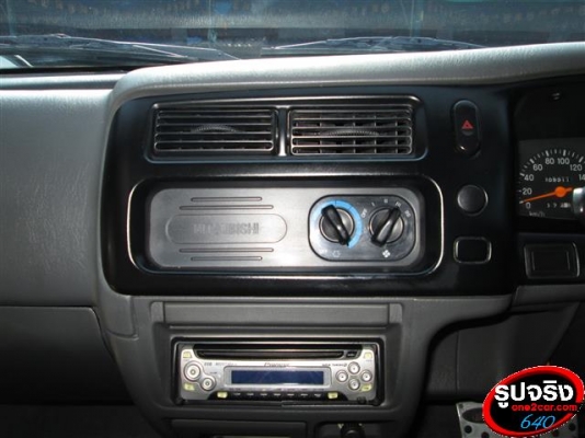 MITSUBISHI STRADA MEGACAB GLX 2.5 MT ปี 2001 รถวย จัดไฟแนนซ์ได้ T.086-527-9533