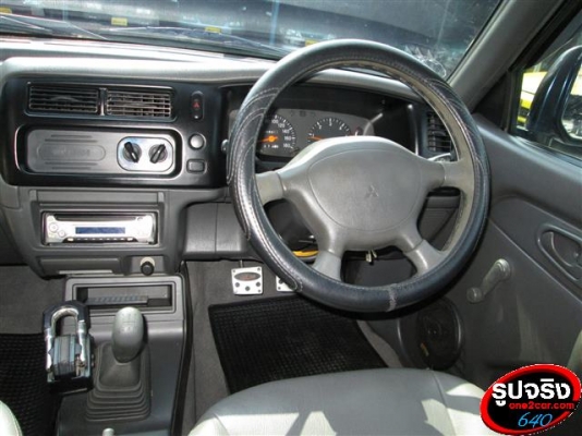 MITSUBISHI STRADA MEGACAB GLX 2.5 MT ปี 2001 รถวย จัดไฟแนนซ์ได้ T.086-527-9533