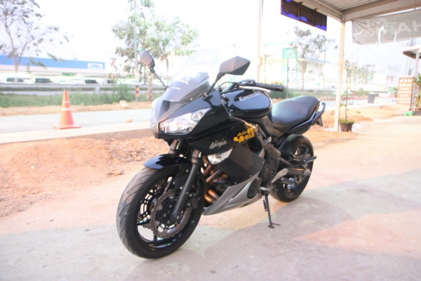 ขาย NINJA 650 ปี2010 ABS ทะเบียนพร้อมโอน มือเดียว