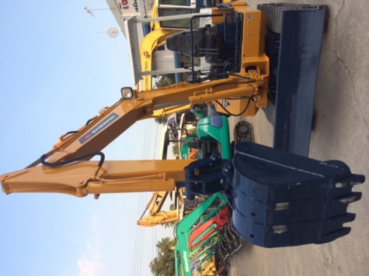 รถขุด KOMATSU PC30-6 มือสอง นำเข้าจากญี่ปุ่น สภาพสวย พร้อมใช้งาน รถขุด KOMATSU PC30-6 มือสอง นำเข้าจากญี่ปุ่น สภาพสวย พร้อมใช้งาน