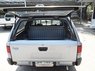 NISSAN NV QUEENCAB 1.6 SL MT ปี 2000 รถบ้านแท้ขายถูกจัดไฟแนนซ์ได้ T.086-527-9533